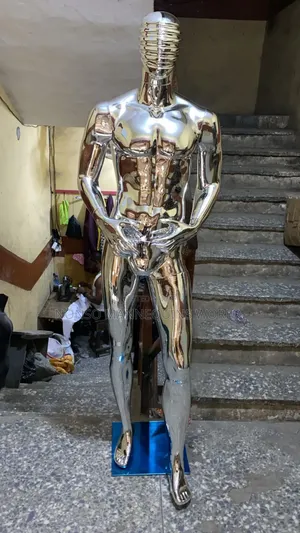 Spider Face Silver Chrome Male Mannequin