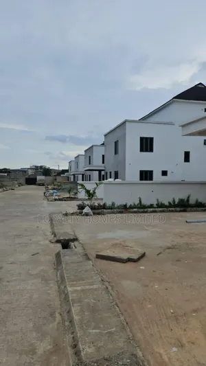 Furnished 6bdrm Duplex in Ikeja GRA for sale