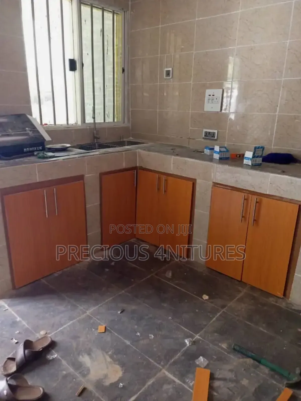 Inbuilt Kitchen Cabinets