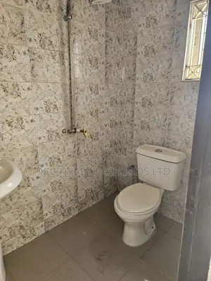 1bdrm Bedsitter in Gwarinpa Estate for rent