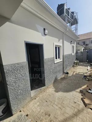 Photo - 3bdrm Duplex in Naf Valley Estate for rent