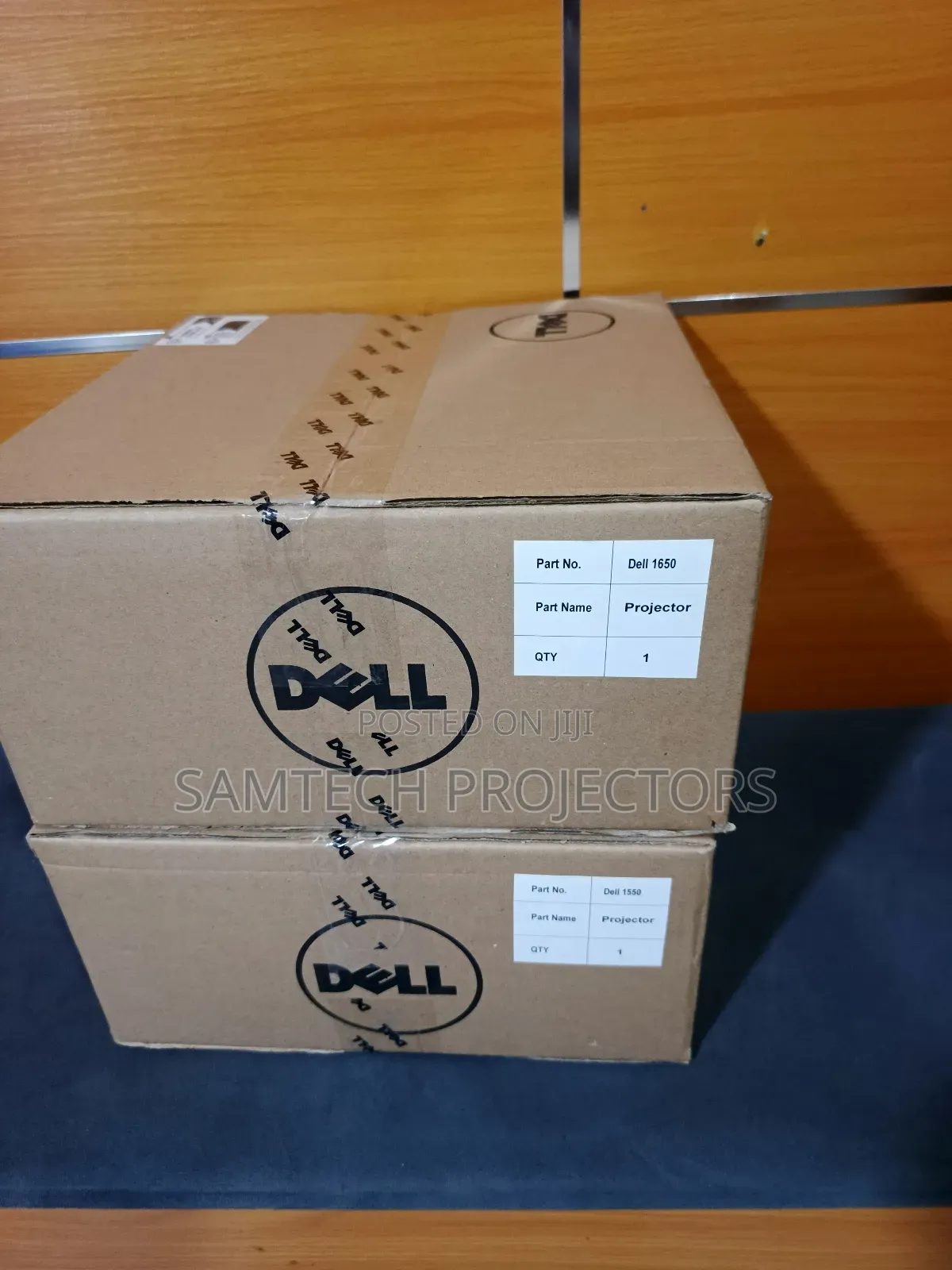 New DELL Daylight Projector. Multimedia Projector
