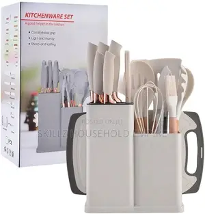 Silicone Spoon Set With Chopping Board