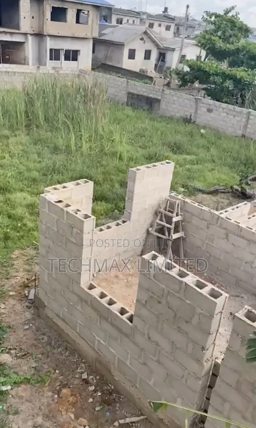 Building On Full Plot Of Land (Registered Survey)