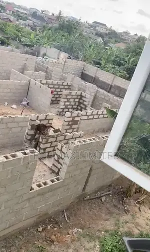 Building On Full Plot Of Land (Registered Survey)