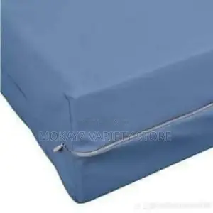 Durable Waterproof Bedcover (Fully Zip)