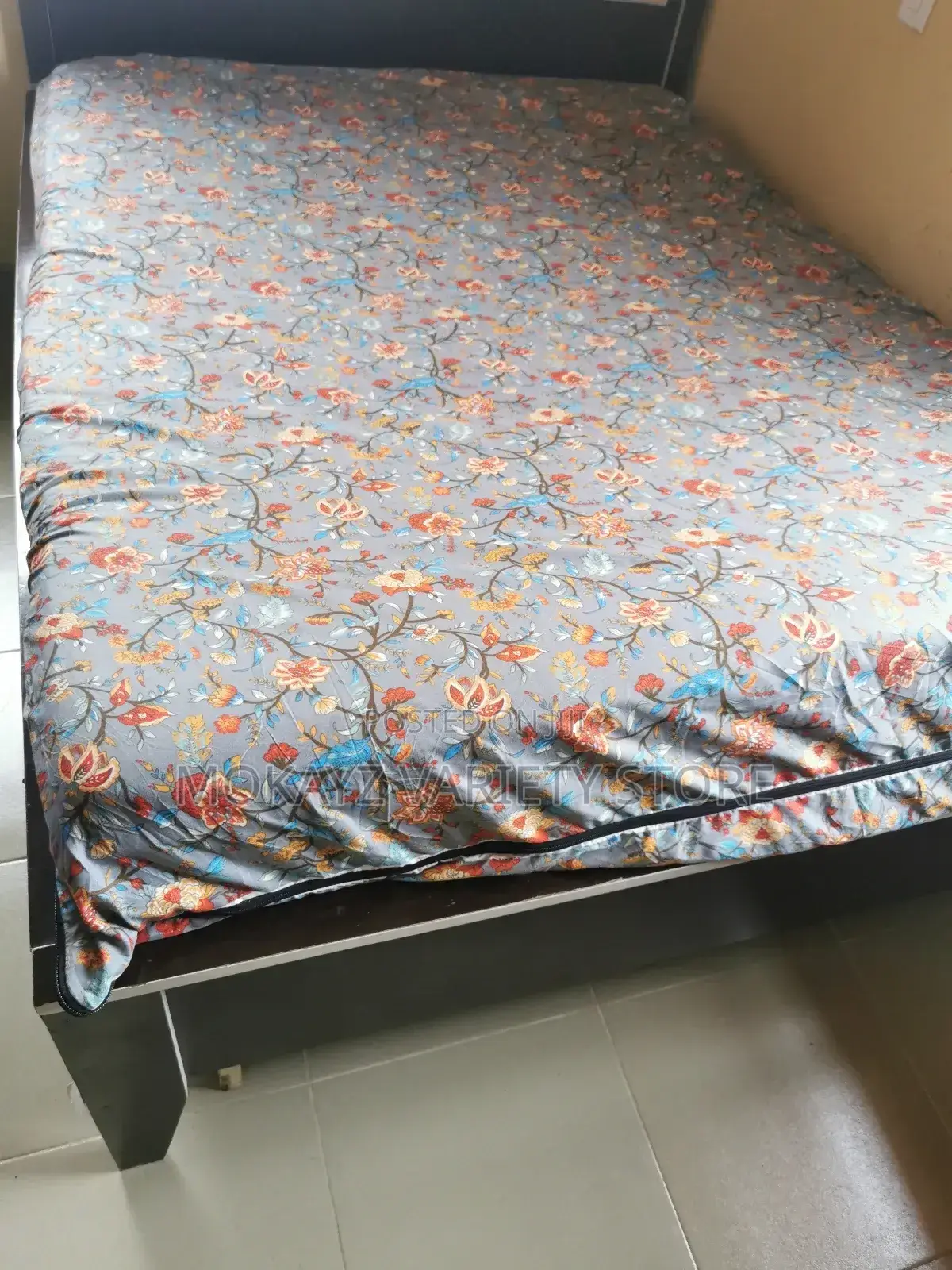 Fully Zipped Quality Material Mattress Cover