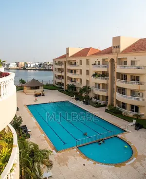 Experience the Ultimate in Luxury Living!