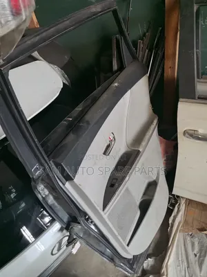 Toyota Venza Complete Door Back Right Side 2013 Model