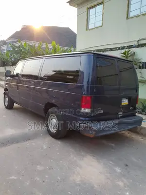 Ford E250 2006 Blue