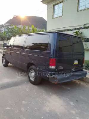 Ford E250 2006 Blue
