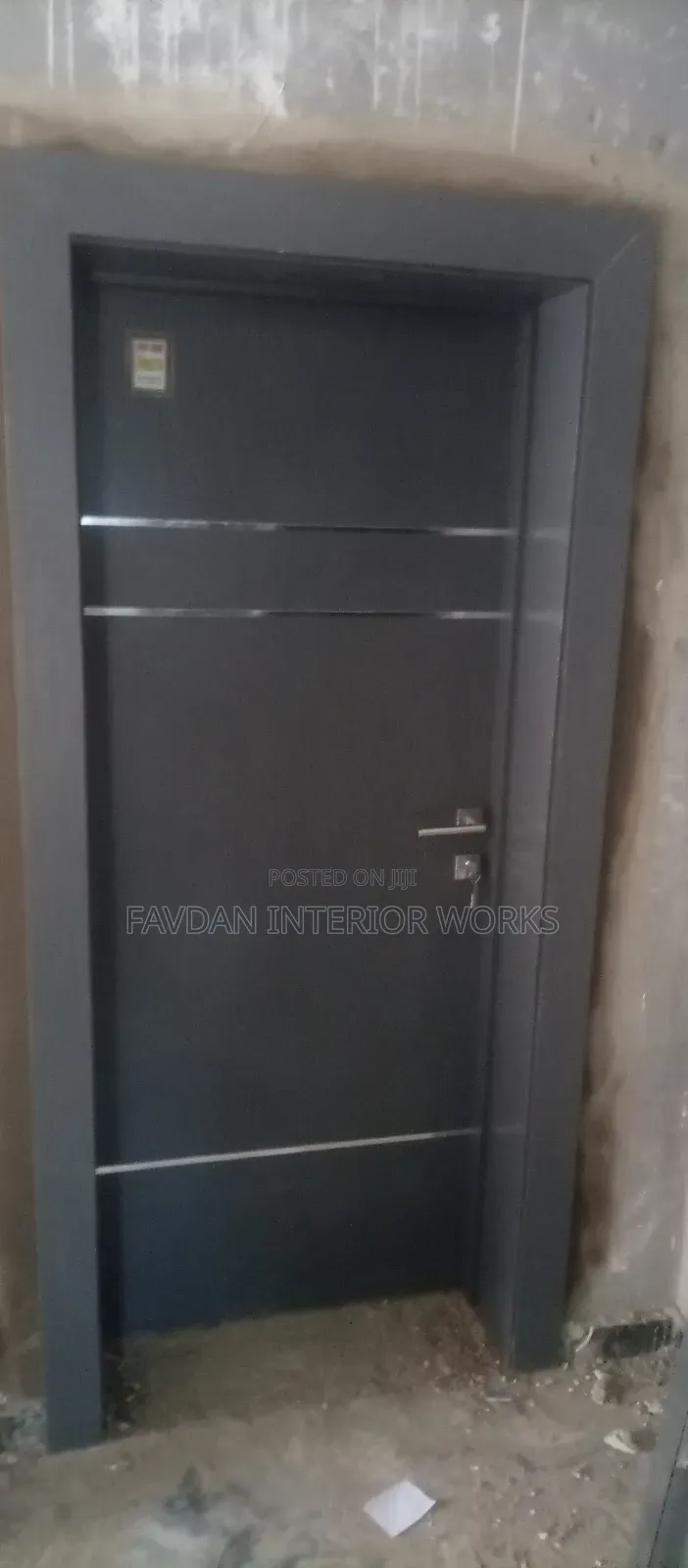 Gray HDF Flush Door With Silver Tprofile