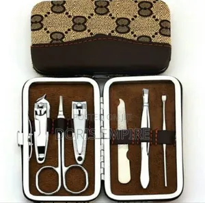 Qaulity Leather Manicure Set
Available