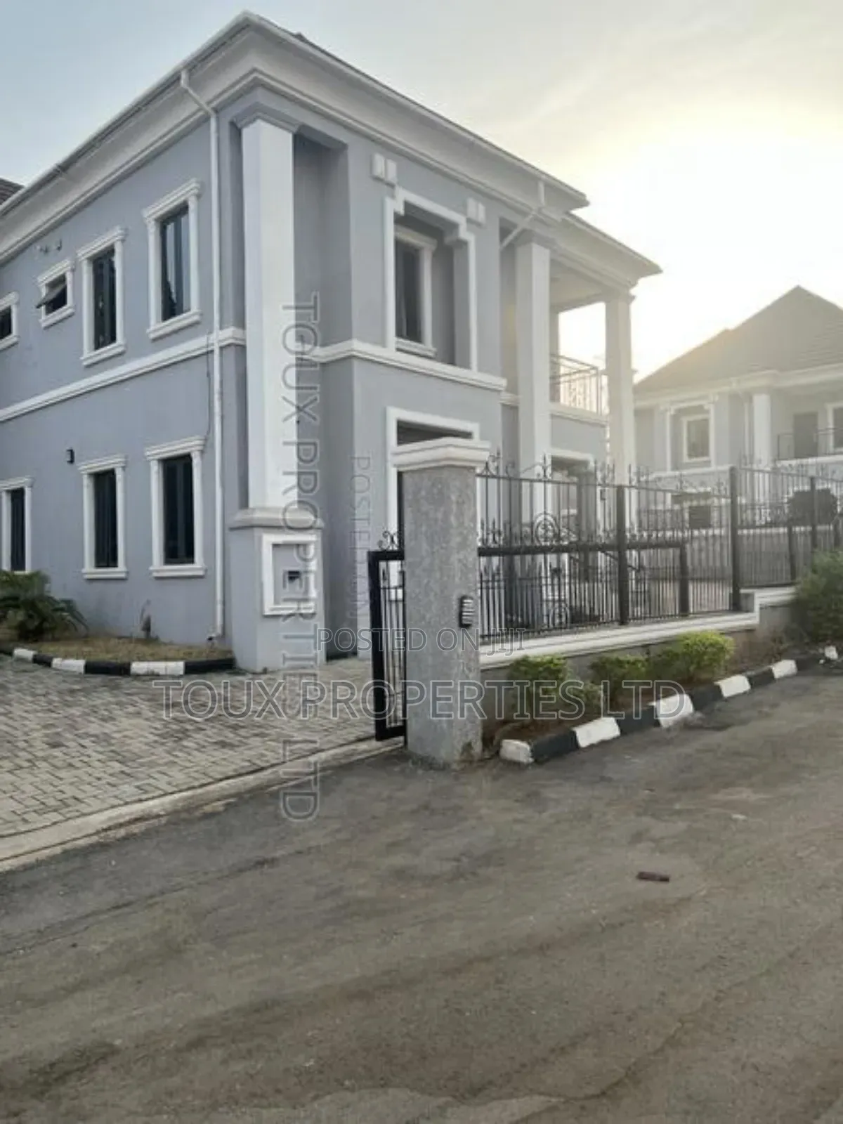 5bdrm Duplex in Guzape District for rent