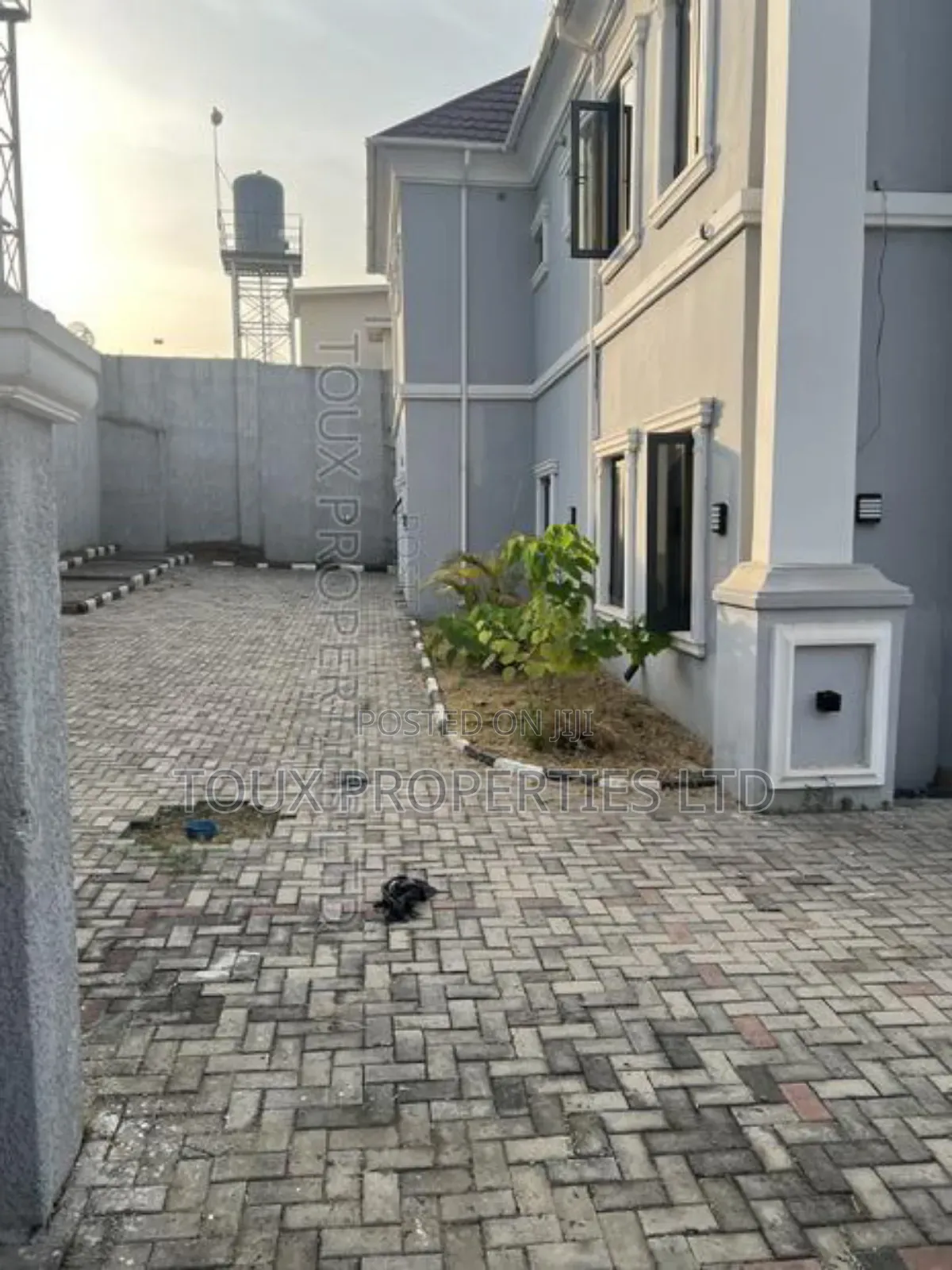 5bdrm Duplex in Guzape District for rent