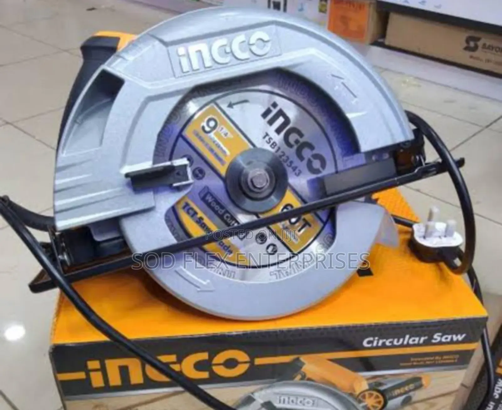 9" 2200 Watt Industrial Ingco Circular Saw