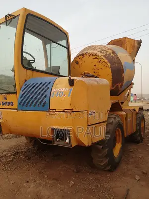 Mobile Self Loader Concrete Mixer,Best Condition