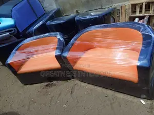 A Unique Quality Bucket Chair