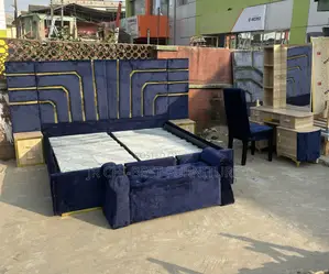 Well Manufactured Quality 6 by 6 HDF Upholstery Bed Frame