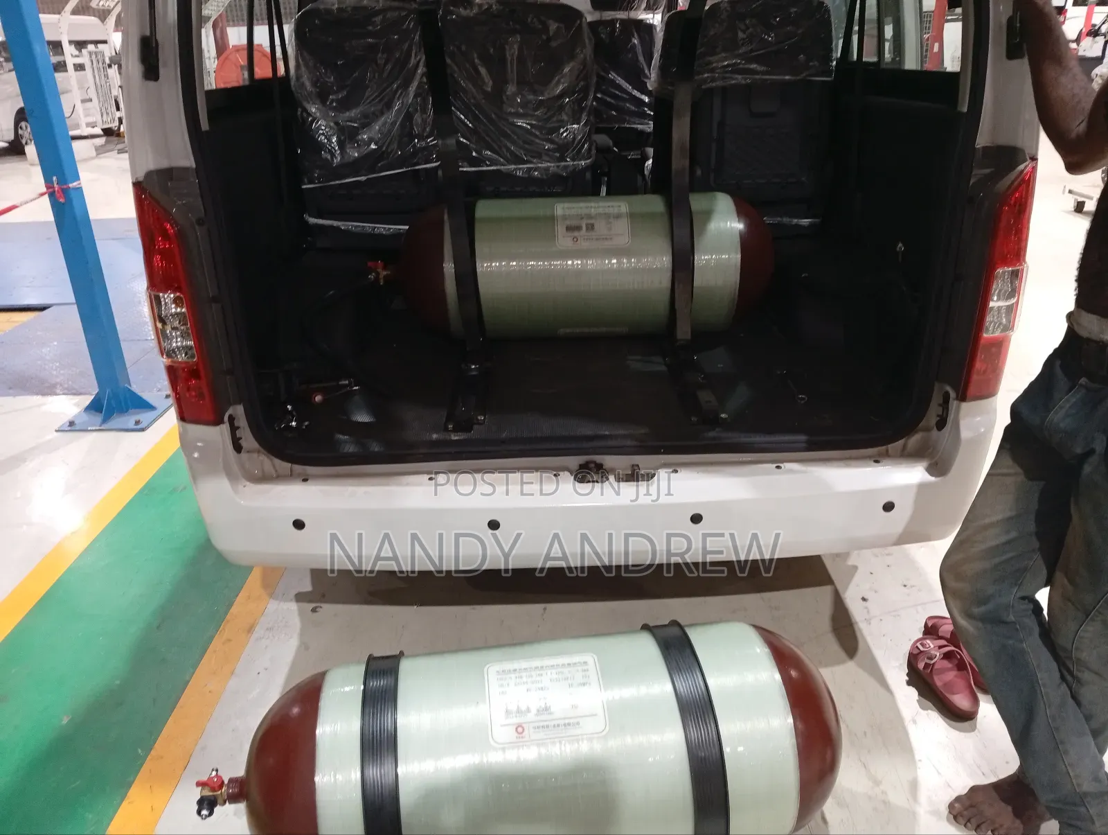 CNG Cylinders,Kits, Accessories, Training and Conversion