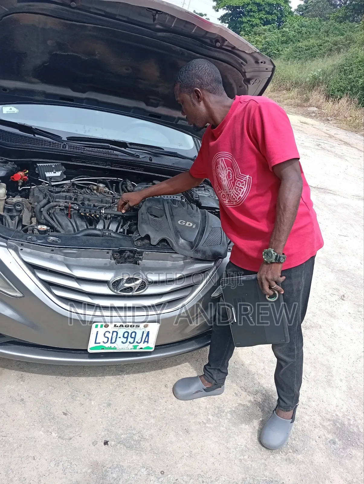 CNG Cylinders,Kits, Accessories, Training and Conversion