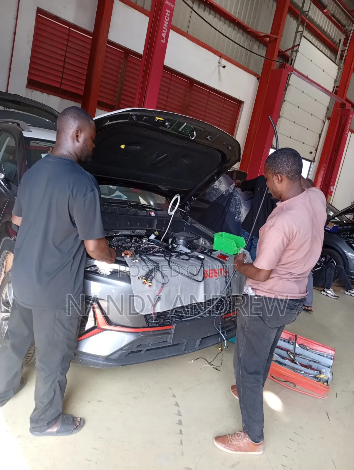 CNG Cylinders,Kits, Accessories, Training and Conversion