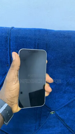 Apple iPhone 13 256 GB White