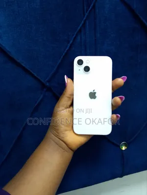 Apple iPhone 13 256 GB White
