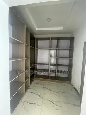 4bdrm Duplex in Mabushi for rent