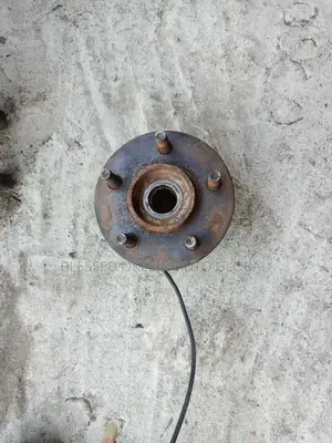 Front Hub Liberty Jeep
