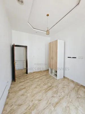 4bdrm Duplex in Lekki for rent