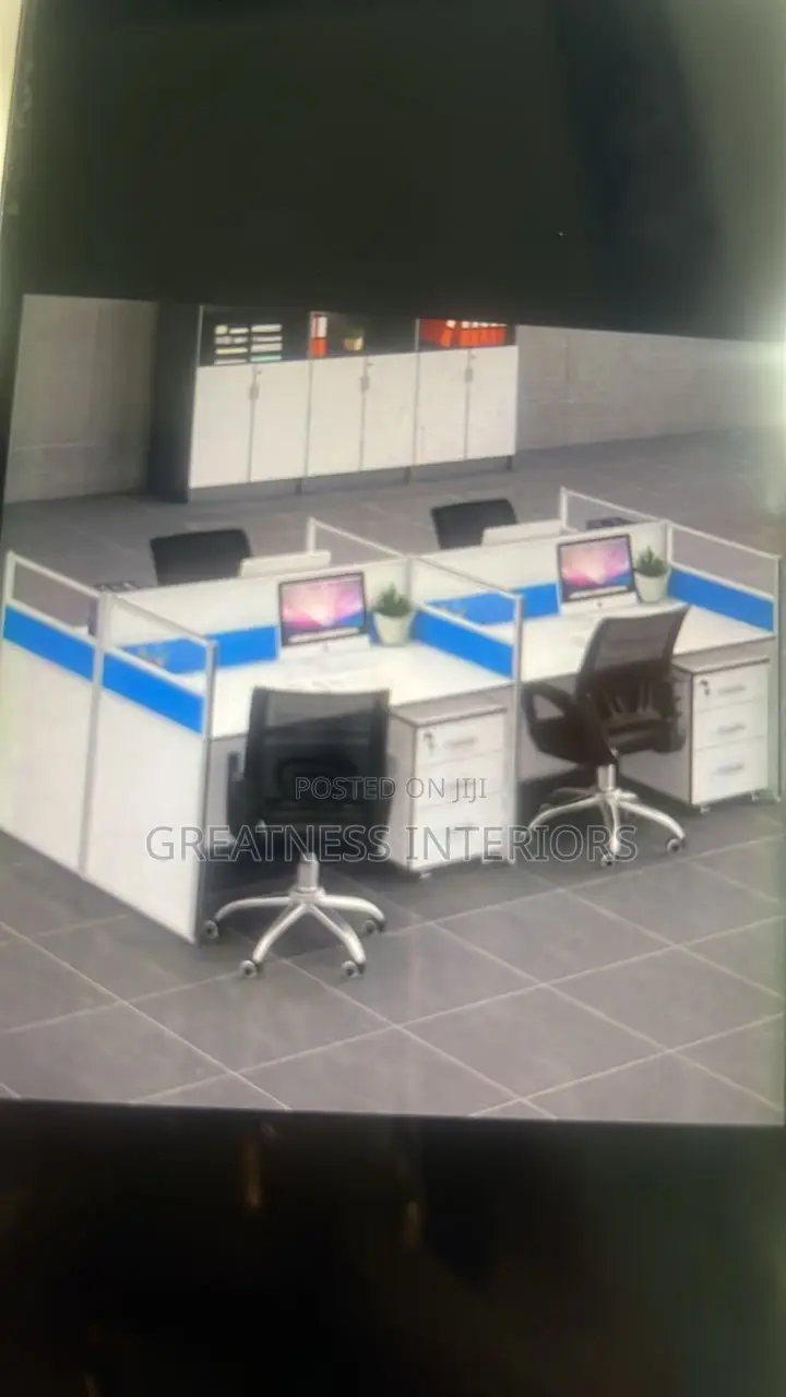 High Quality Imported Work Station by 4