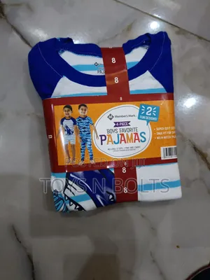 Children's Pyjamas Sizes 2t to 4t(2tshirts,1trouser,1shorts)
