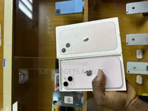 Apple iPhone 13 128 GB Pink