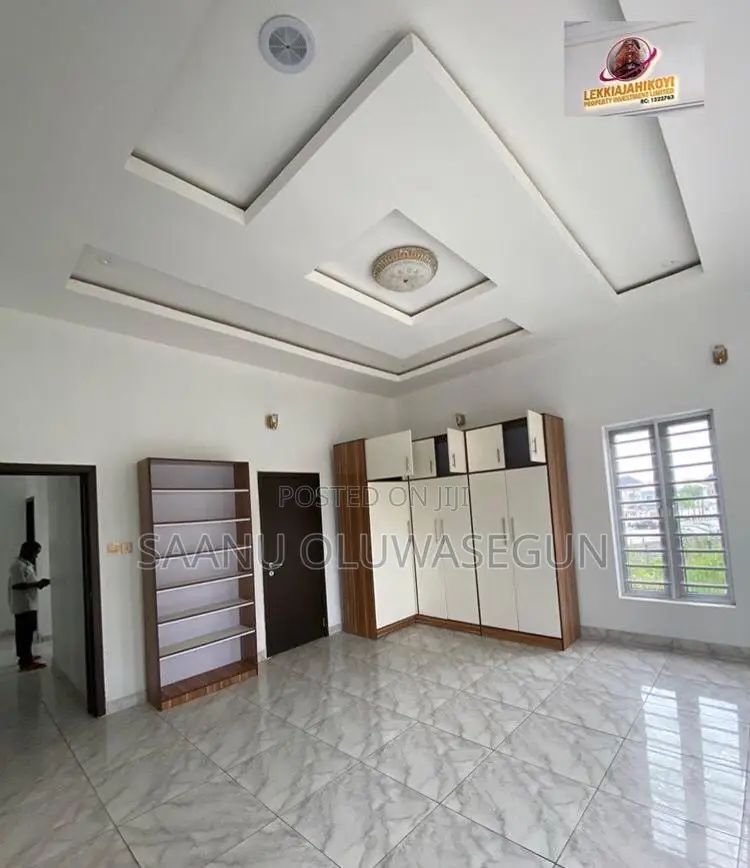 Pop Interior Decoration