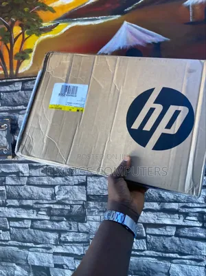 New Laptop HP 8GB Intel Core i5 SSD 512GB