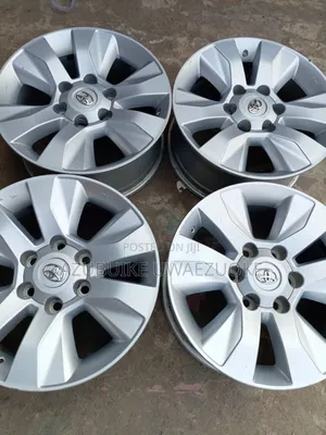 17" Rim Toyota Hilux