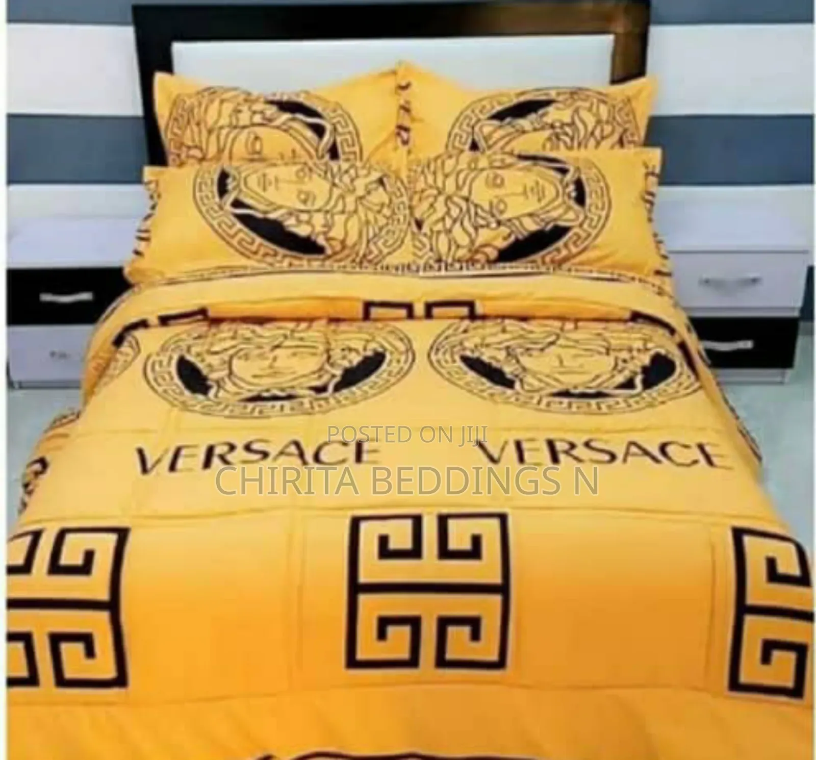 Queen Size Bedsheet and Duvet