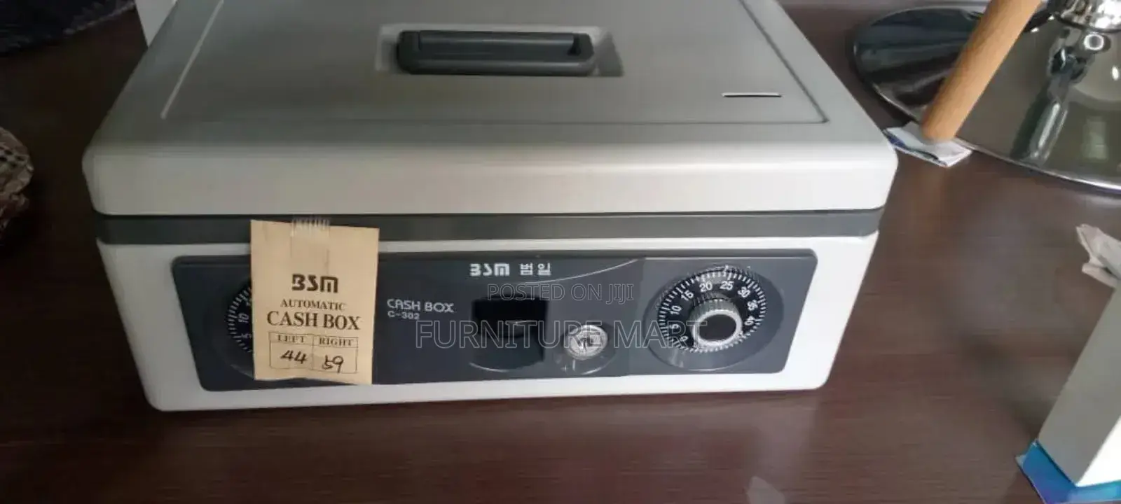 Metal Cash Box