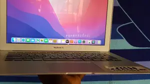 Laptop Apple MacBook Air 2015 4GB Intel Core I5 SSD 128GB