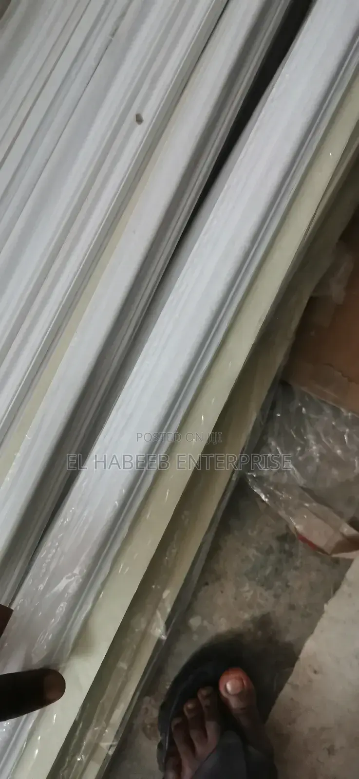 Fibre White Floor Skirting