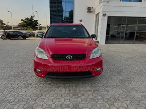 Photo - Toyota Matrix 2005 Red