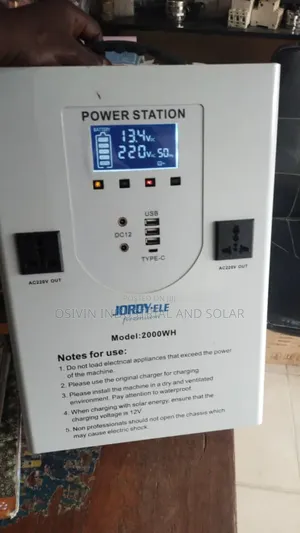 2000w Solar Generator/200w Solar Panels/Extral Backup Space