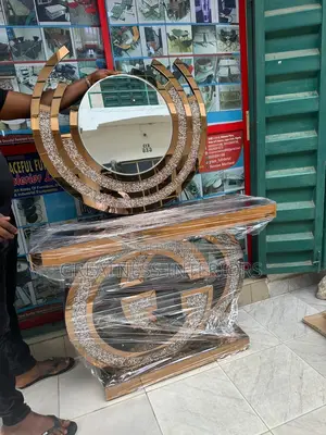 Luxurious Quality Imported Console Mirror