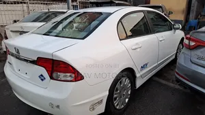 Honda Civic 2011 White