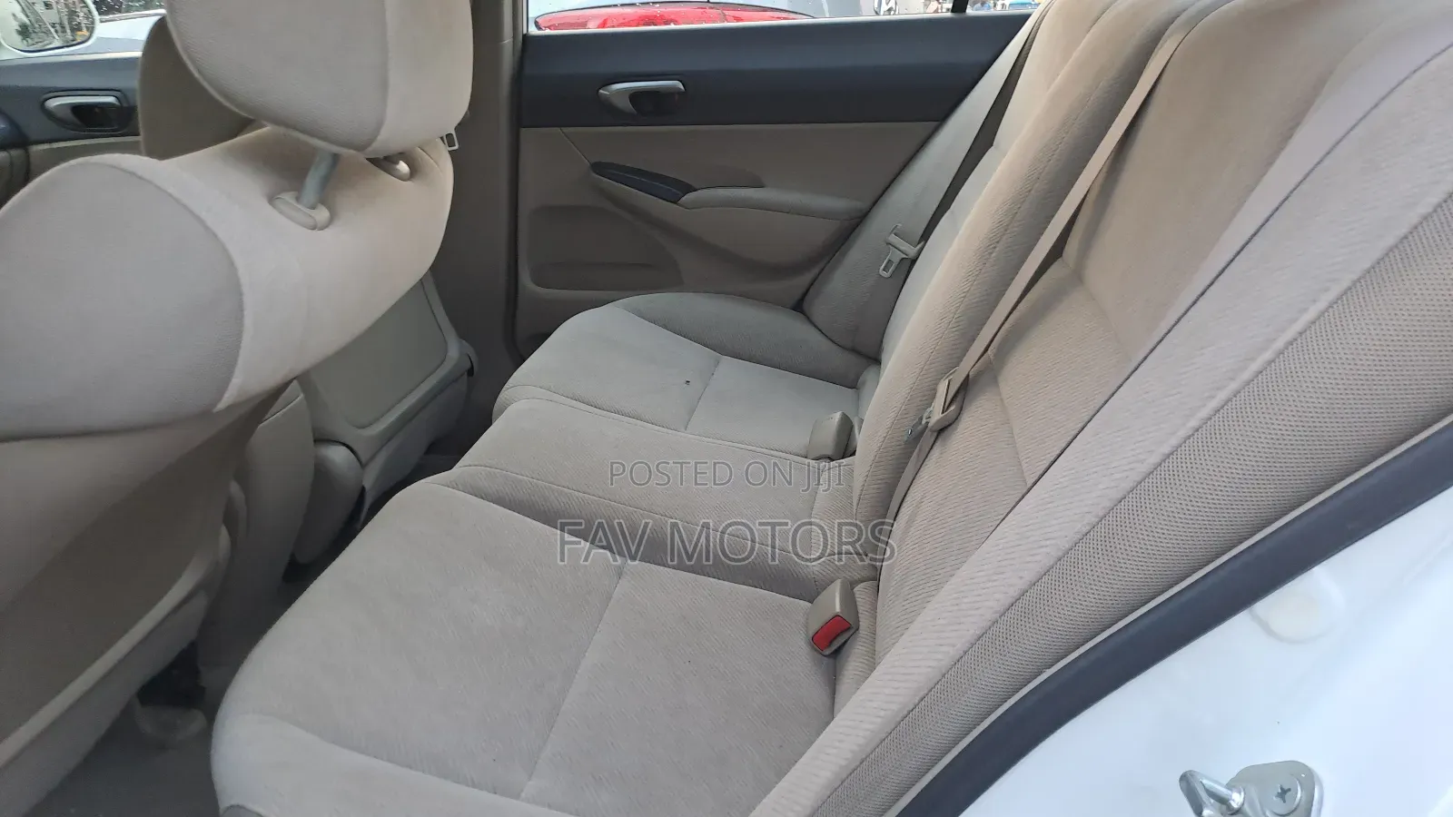 Honda Civic 2011 White