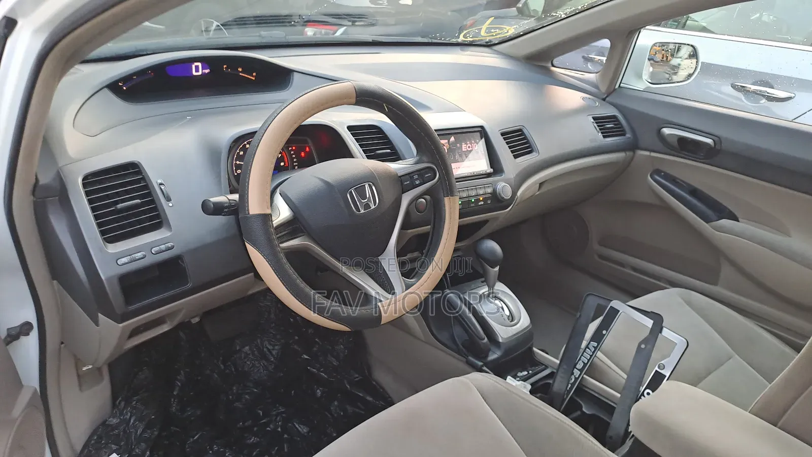 Honda Civic 2011 White