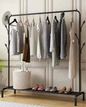 Single Pole Modern Freestanding Clothes Hanger Rack