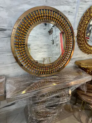 Quality Unique Imported Console Mirror