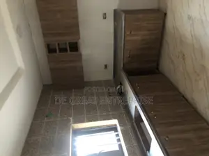 3bdrm Townhouse / Terrace in Private, Durumi for rent